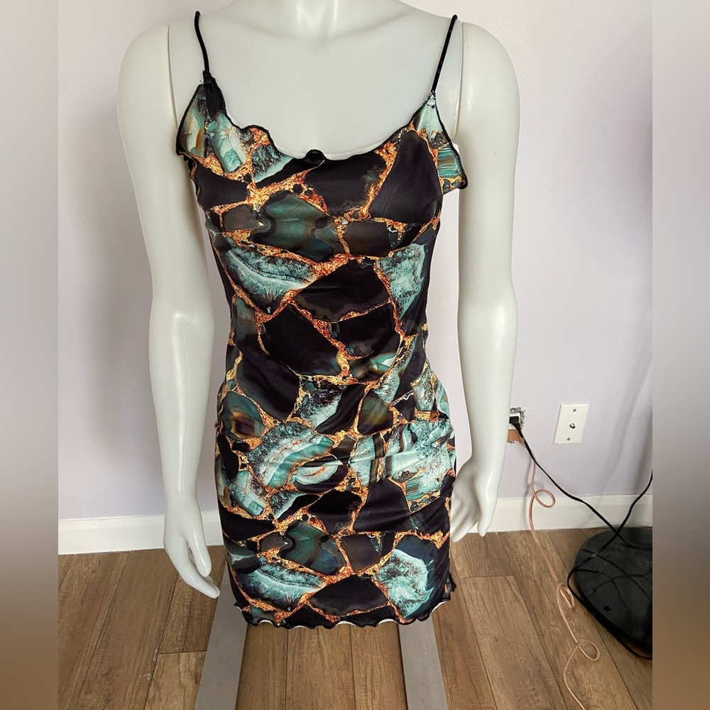 Little precious stone effect dress 💎